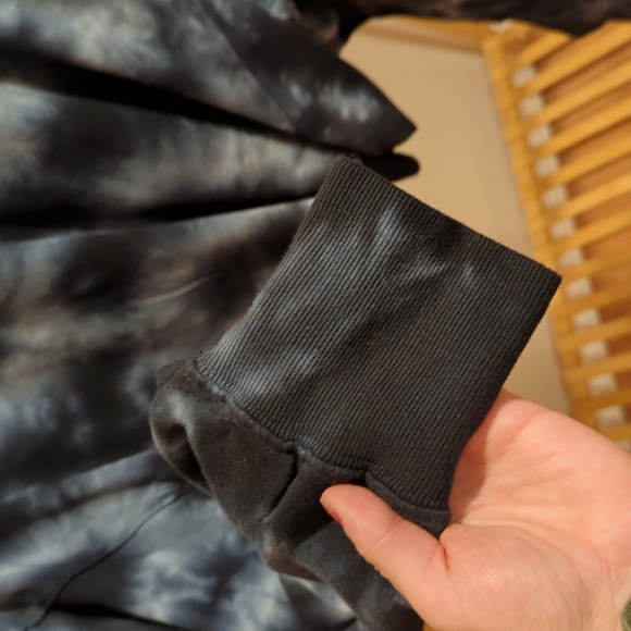 Crop sweater - Picture 3 of 4